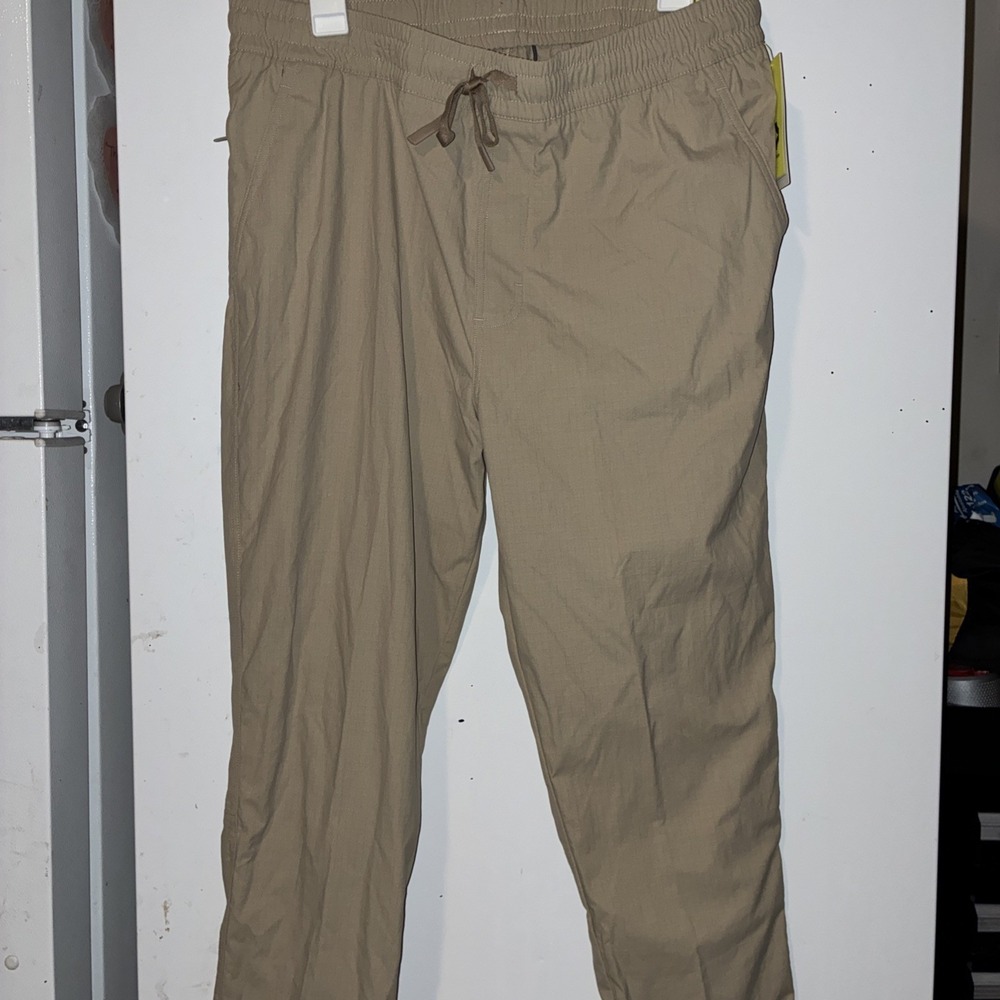 All in Motion Men's Medium Ripstop Confident Khaki Quick Dry Pants UV Travel